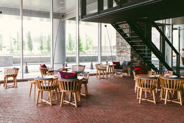 窗花、地磚、紅眠床,文化意象旅店──台南老爺行旅