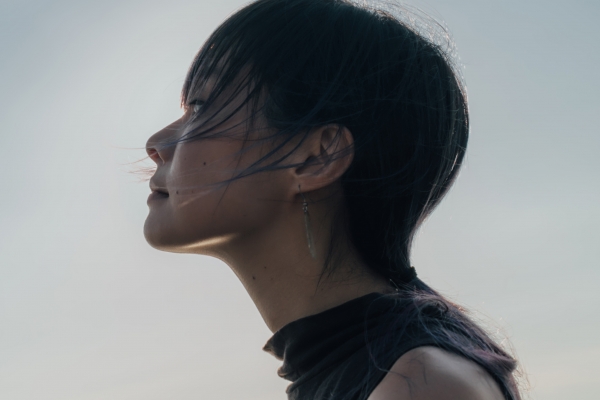 2017 封面故事.輯四|
發始於愛的恐懼引領心的純粹——鄭宜農的創作星象學