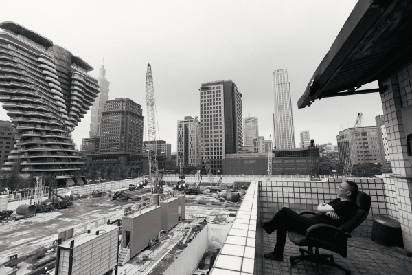 見神見廢墟，專訪姚瑞中：藝術家只是個信差