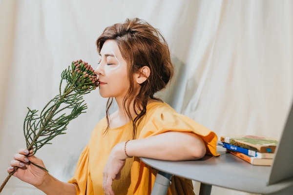 天后是怎樣煉成的？王彩樺時光詩選，給天生諧星的閱讀