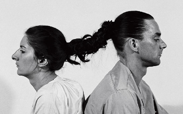 《凝視瑪莉娜》：「最難的就是什麼也不做。」