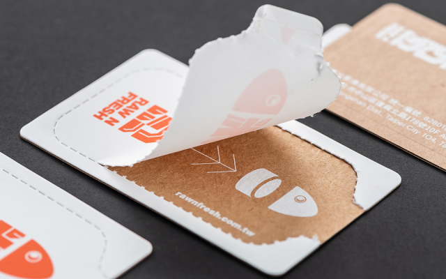 感官文化印刷|Ep 5. 讓作品不只變美,也變強壯:上膜上光、匝型、車線、裱貼與刷邊