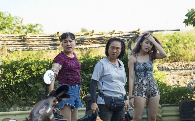 打手槍和包水餃,都是手活——李宜珊《手事業》,女性勞動者的日常