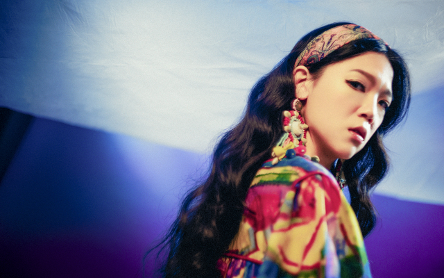 「不知道許郁瑛到底是怎麼做出來的」──夥伴這樣說，只好請她自己來談談《In the Cave》