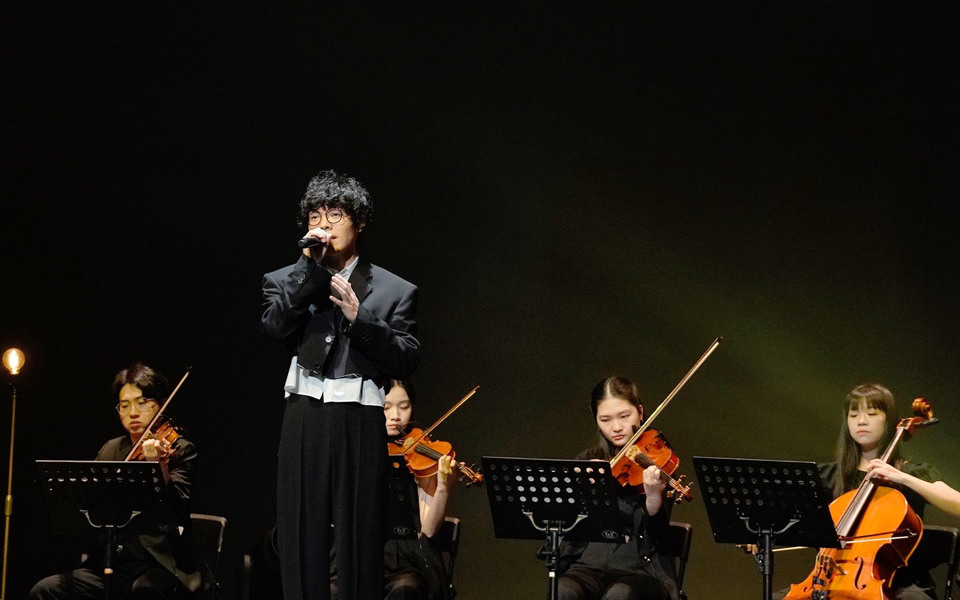 「像是高中男生跟你唱歌告白」──從 26 歲到 40 歲，那些年盧廣仲的翻唱情歌