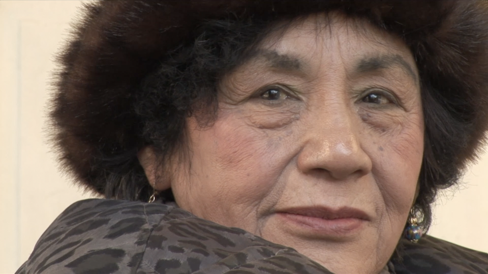 那樣輕盈地說出「向前看」，是一種奢侈──盧元奇談《傳奇女伶 高菊花》